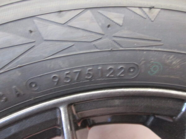 【2022年製】トーヨーGIZ2 185/60R15 スタッドレスホイールセット ヤリスHEV用（新品） - 画像 (8)